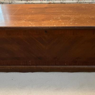 Lane Cedar Chest