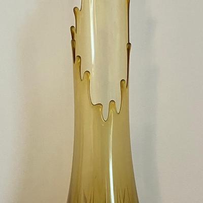 27" Swung Glass Vase 