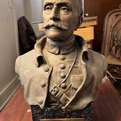 Bronze bust of Marechal FOCH - Excellent condition, includes markings (France)