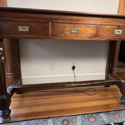 Vintage Console/Entry Table 