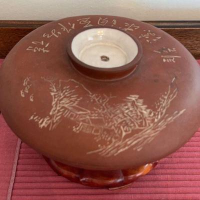 Clay donabe pot
