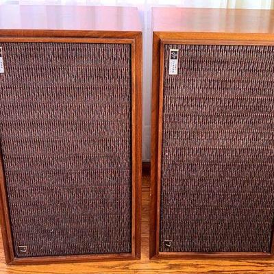 The fisher xp 7 speakers