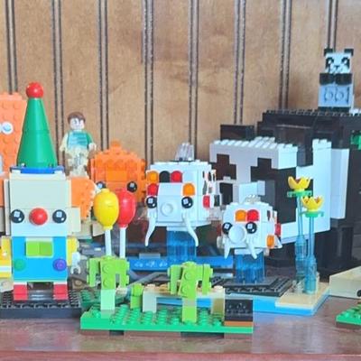Assortment Of Legos 