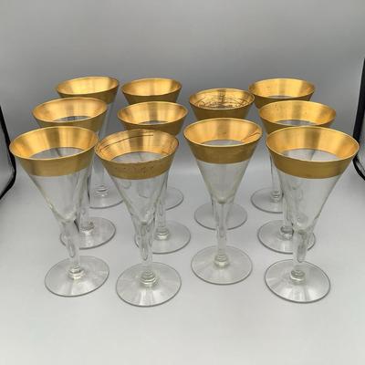 11 Vintage Dorthy Thorpe Style Glasses 