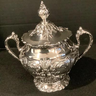 Beautiful Reed And Barton Silver Plated Sugar Bowl