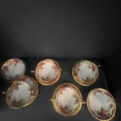 Floral Set Of Four Soup Bowls And Saucers And Two Bowls