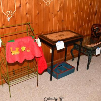 282 family room