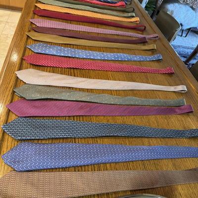 Sale Photo Thumbnail #329