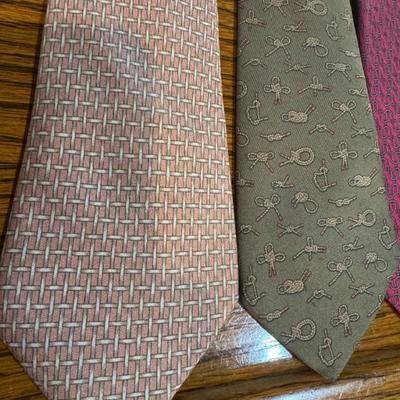 Sale Photo Thumbnail #332