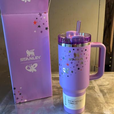 New Stanley Purple 40 Oz Tumbler