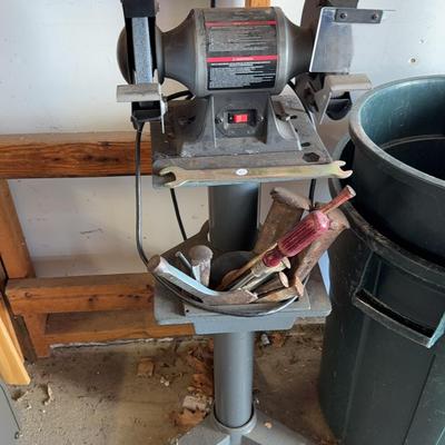 Task Force 6 Inch Bench Grinder With Light