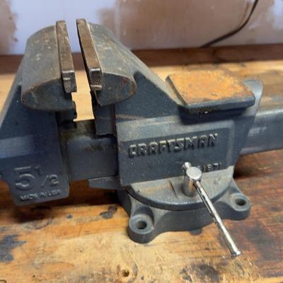 Craftsman 5 1/2 Vice