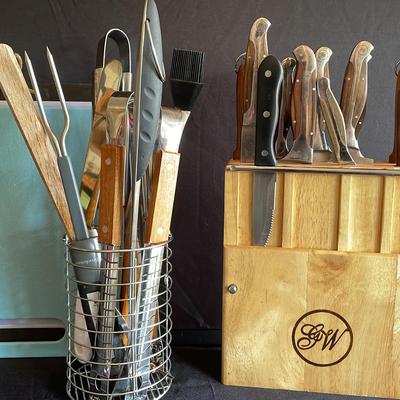 Gunther Wilhelm Knife Set (Some Damaged) Grilling Utensils And Cutting Boards