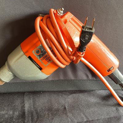 Black And Decker Drill Type 1 Variable Speed Reversing 3/8 Drill