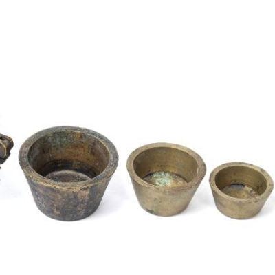 Sale Photo Thumbnail #279: Lot 282 apothecary weight set of bronze measures 18th c.
