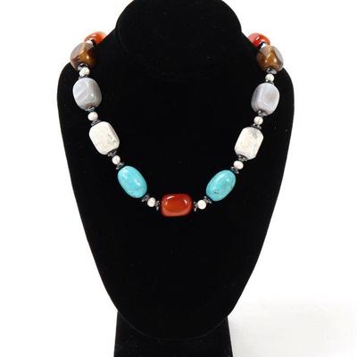 Lot 146 lovely hand crafted necklace mixed mineral beads