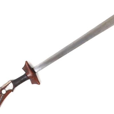 Lot 62 rare silver embellished kampilan sword