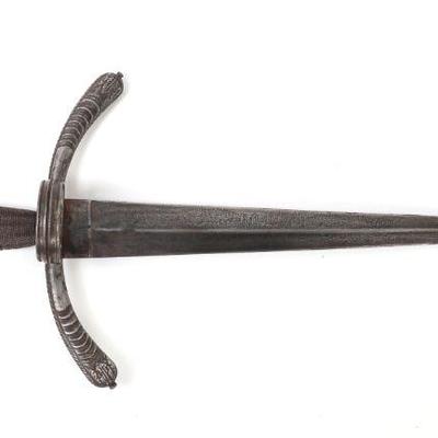 Lot 24 european left hand dagger 17th c. style