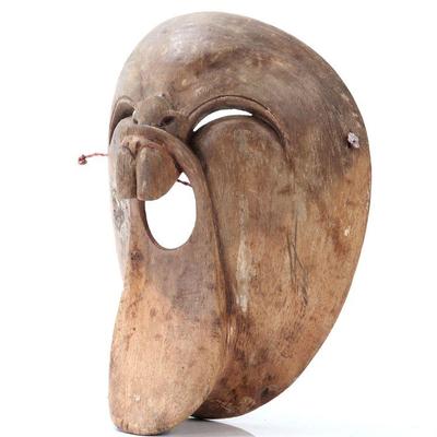 Lot 243 inuit wood carved beaver mask