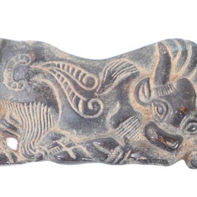 Lot 385 chinese bronze plaque crouching bull