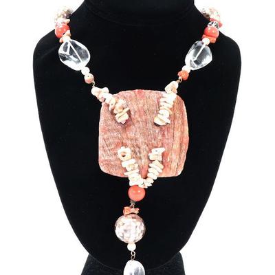 Lot 149 heavy coral shell beaded necklace
