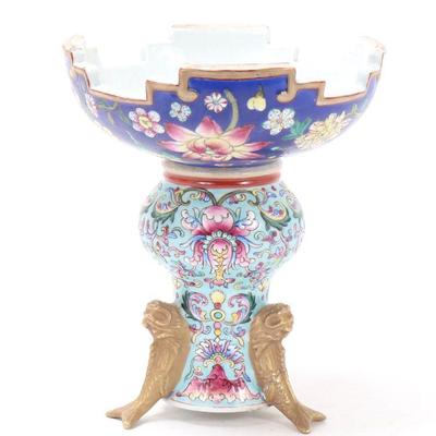 Lot 394 chinese porcelain painted candlestick