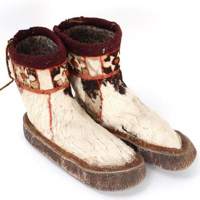 Lot 256 wonderful pair of vintage mukluks