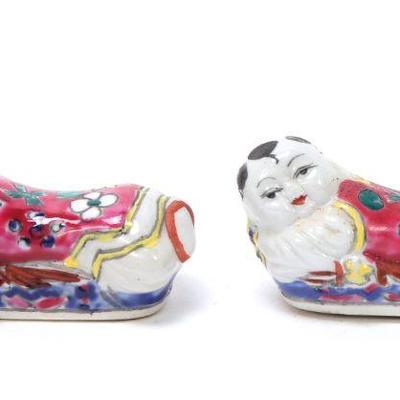 Lot 392 pair of chinese porcelain brush rests