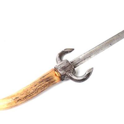 Lot 27 horn gamblers knife w 3 sided blade