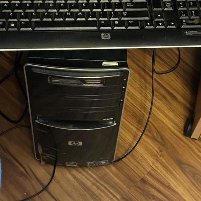 HP Pavilion Desktop Computer w/ Keyboard 