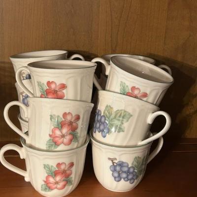 Noritake "Market Day" China and Glassware Set