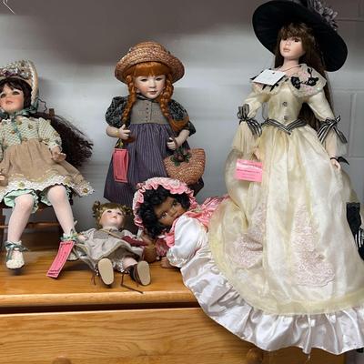 Show-Stopper Dolls