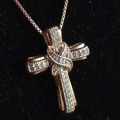 REAL DIAMOND! Sterling Silver Cross Necklace 