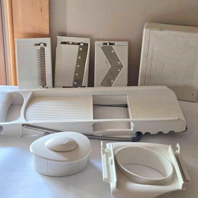 The Pampered Chef Mandoline