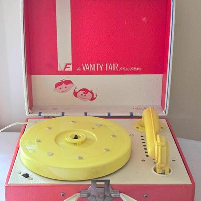 Portable Record Player — The Vanity Fair Music Maker