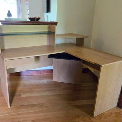 Corner Desk