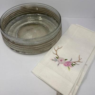 Display Bowl & 3 Crown Linen Design Tea Towels