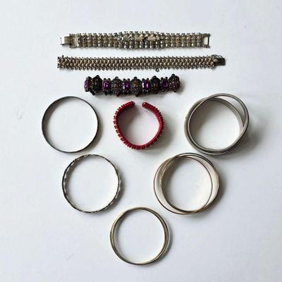 Jewelry, including many vintage jewelry pieces