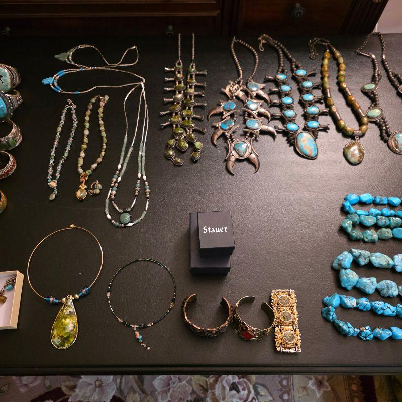 Sale Photo Thumbnail #2