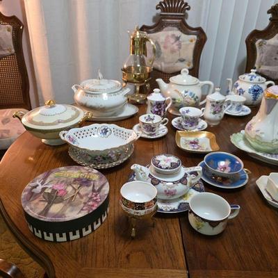 vintage fine China tea sets, teapots and tea cups