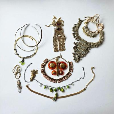 Jewelry, including many vintage jewelry pieces