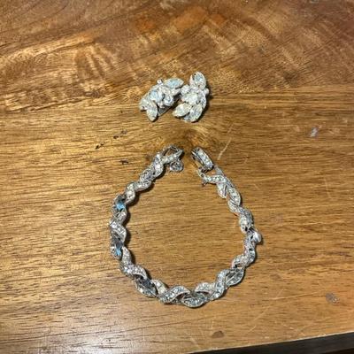 Vintage Eisenberg Ice Rhinestone Bracelet & Earrings