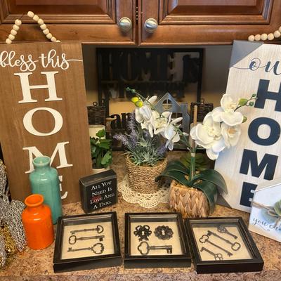 “Home” Themed Decor Bundle
