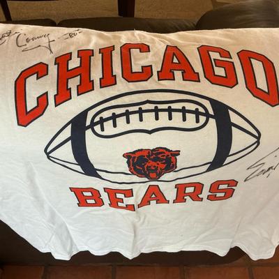 Chicago Bears Tshirt Signed #12 And 80