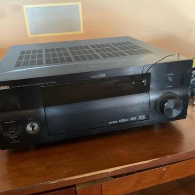 Yamaha RX-V1600 7.1 Channel Home Theatre Receiver