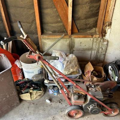 Gas powered edger