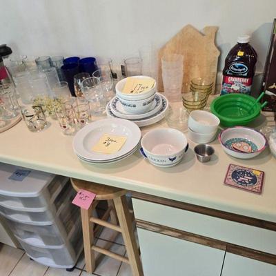 Kitchen items 
