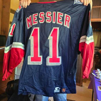 Sale Photo Thumbnail #82: Autographed Messier Jersey