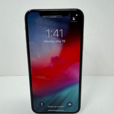 Apple iPhone X 64 GB Silver – iOS 12.4.1, AT&T, 58.8 GB Free	