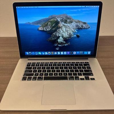 Apple MacBook Pro 15" Retina Display w/ Charger - C02JN17UDKQ5	